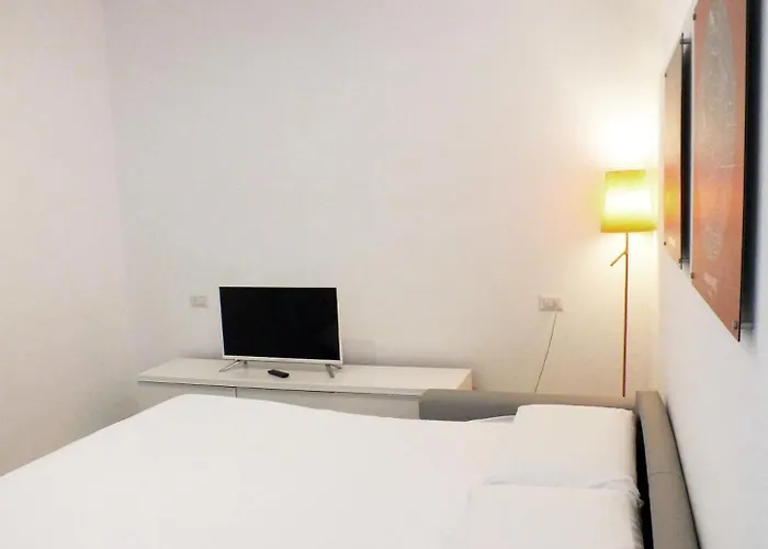 Bb Visconti Hotel apartamentowy 4*